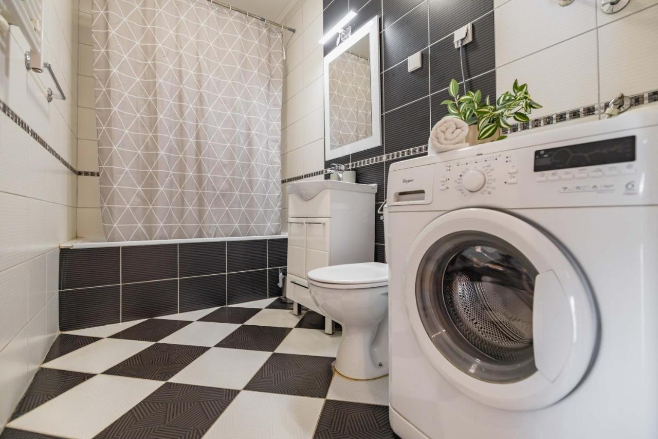 Apartment Simpatico Нови Сад Екстериор снимка